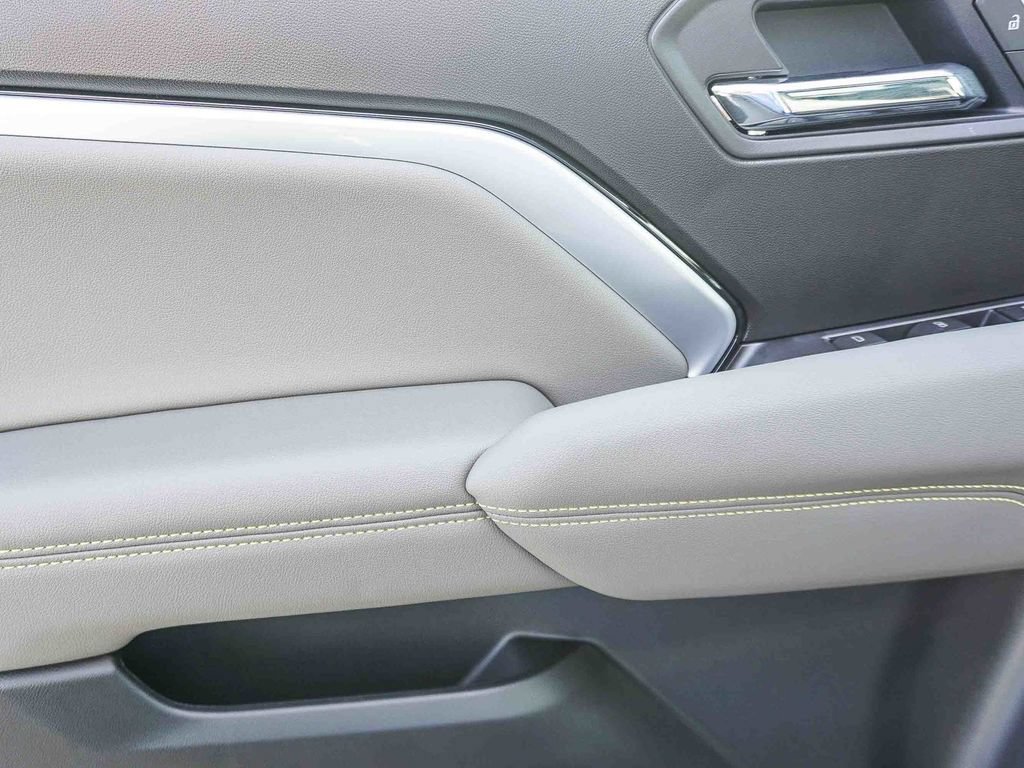 New 2026 Reef Blue Metallic Chevrolet ZR2 image 18