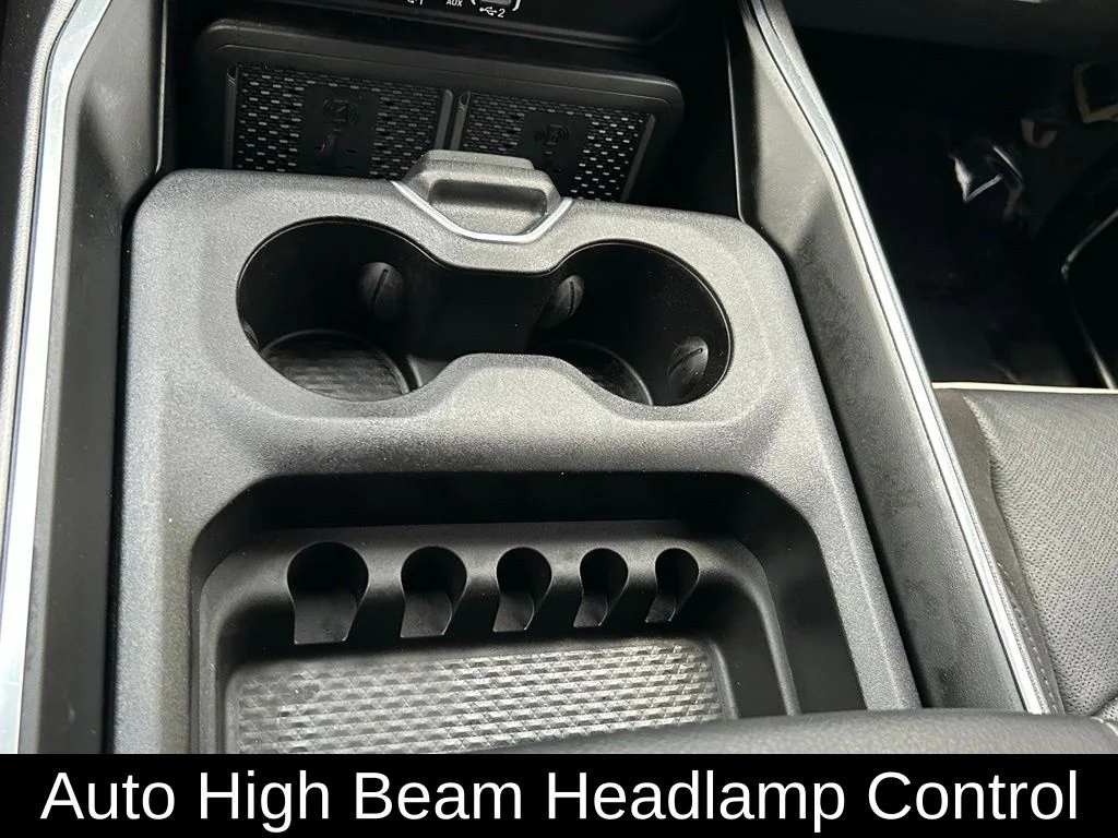 Used 2025 Black Ram Laramie image 23