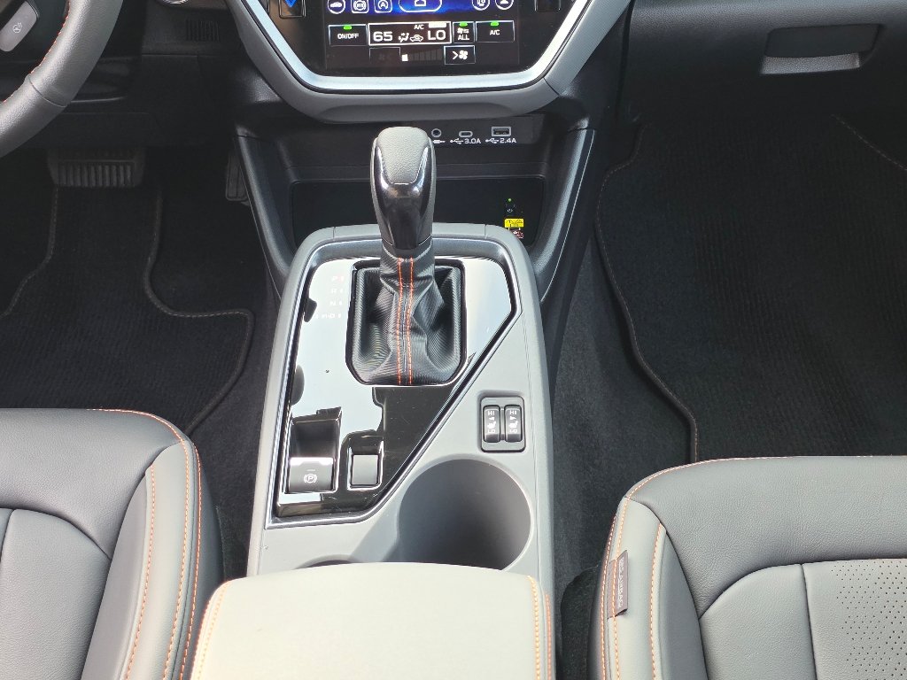 Used 2026 Ice Silver Metallic Subaru Limited image 25