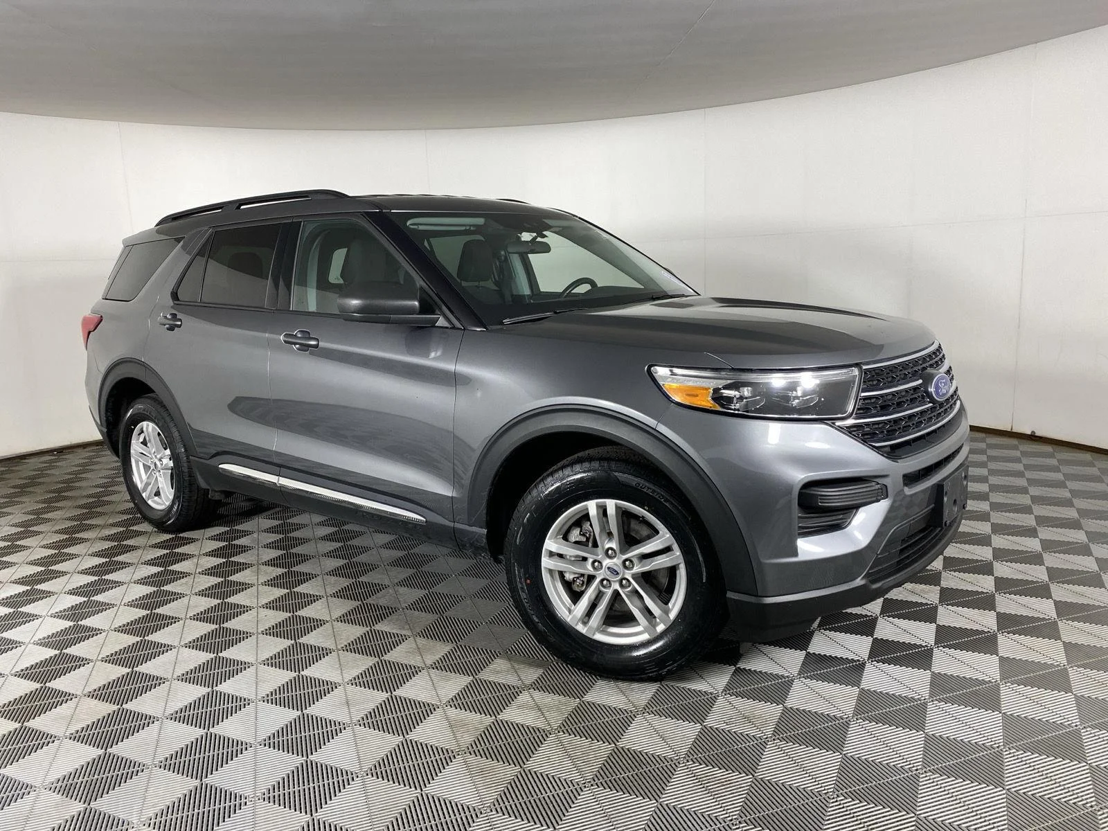 Used 2024 Carbonized Gray Ford XLT image 11