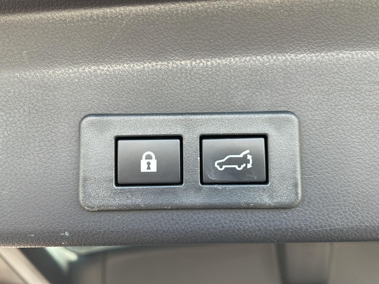 Used 2024 Cosmic Blue Pearl Subaru Touring image 34