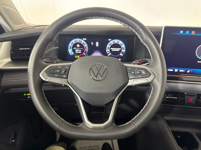 New 2026 Monterey Blue Pearl Volkswagen 2.0T SE image 17