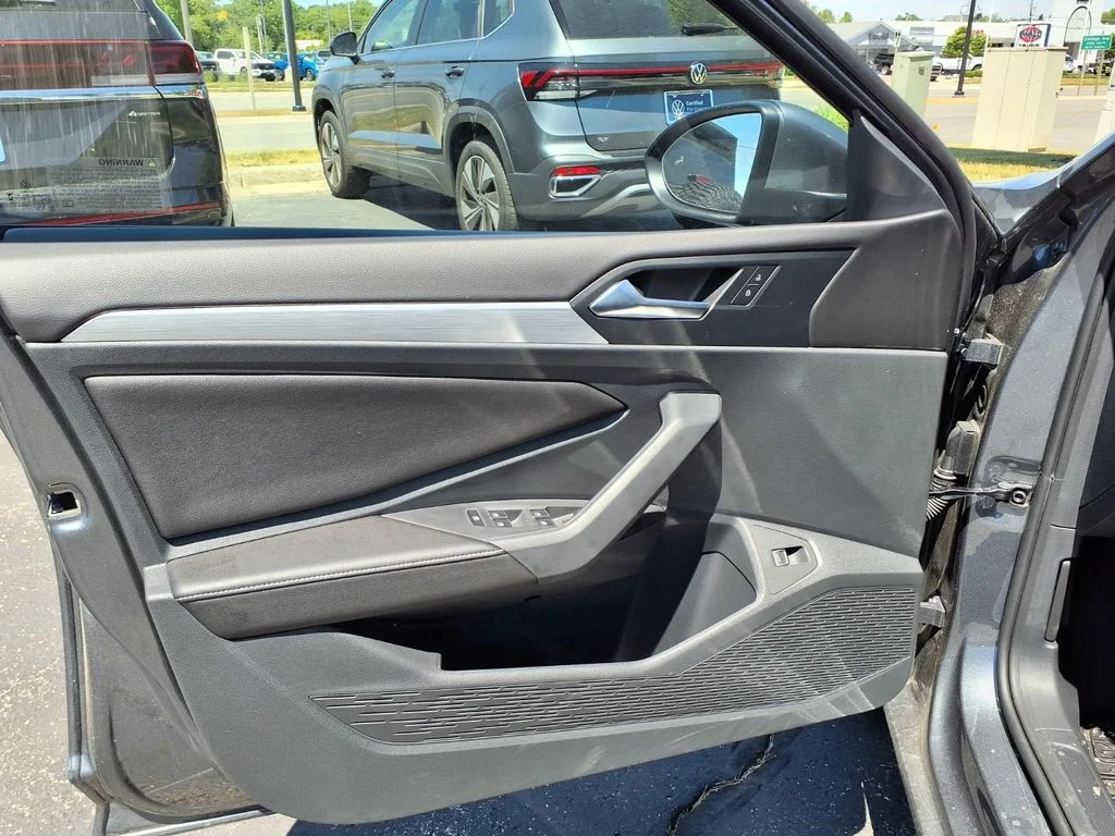 New 2026 Platinum Gray Metallic Volkswagen 1.5T S image 8