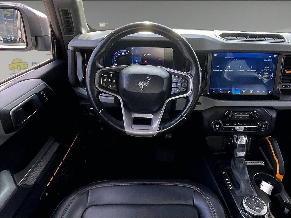 Used 2023 Gray Ford Badlands image 17