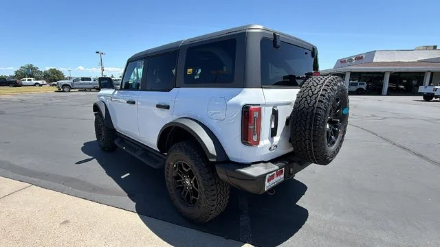 New 2026 Oxford White Ford Badlands® image 6