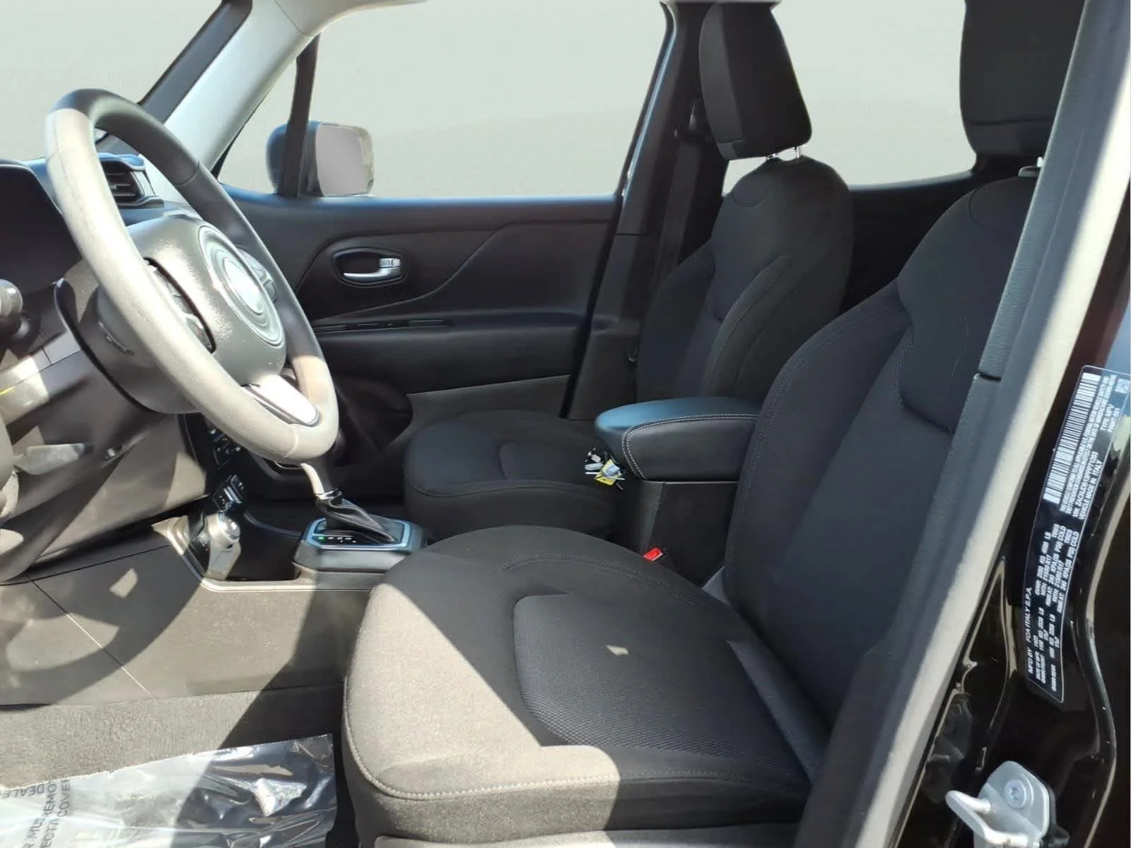 Used 2023 Black Clearcoat Jeep Latitude image 15