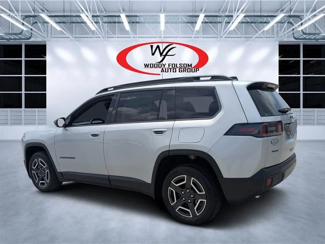 New 2026 Silver Zynith Clear-Coat Exterior Paint Jeep Limited image 5