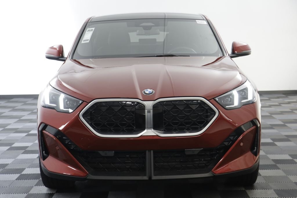 Certified Used 2025 Vegas Red Metallic BMW xDrive28i image 20