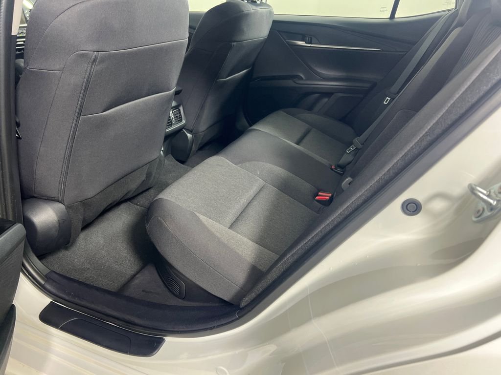 2025 Toyota Camry LE - Photo 20