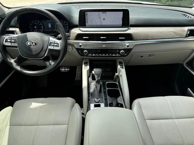 Used 2021 White Kia SX image 25