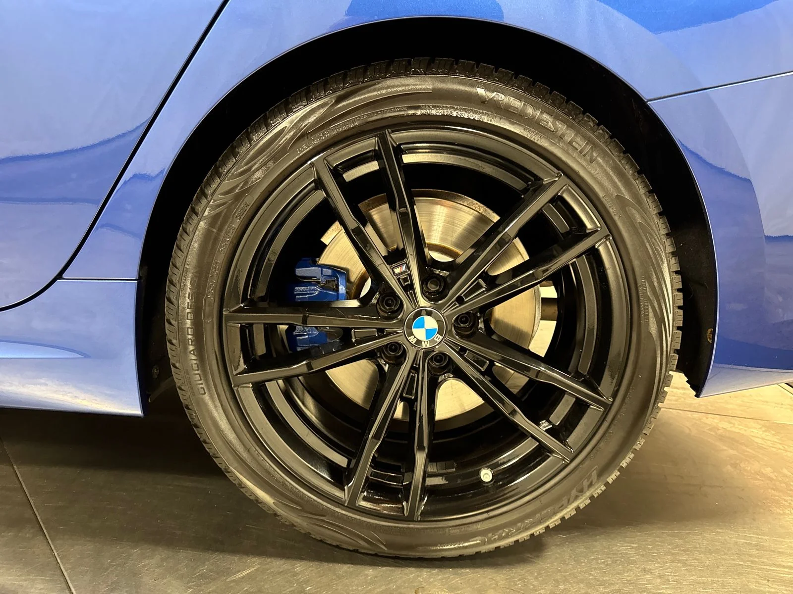 Used 2021 Blue Metallic BMW M340i xDrive image 12