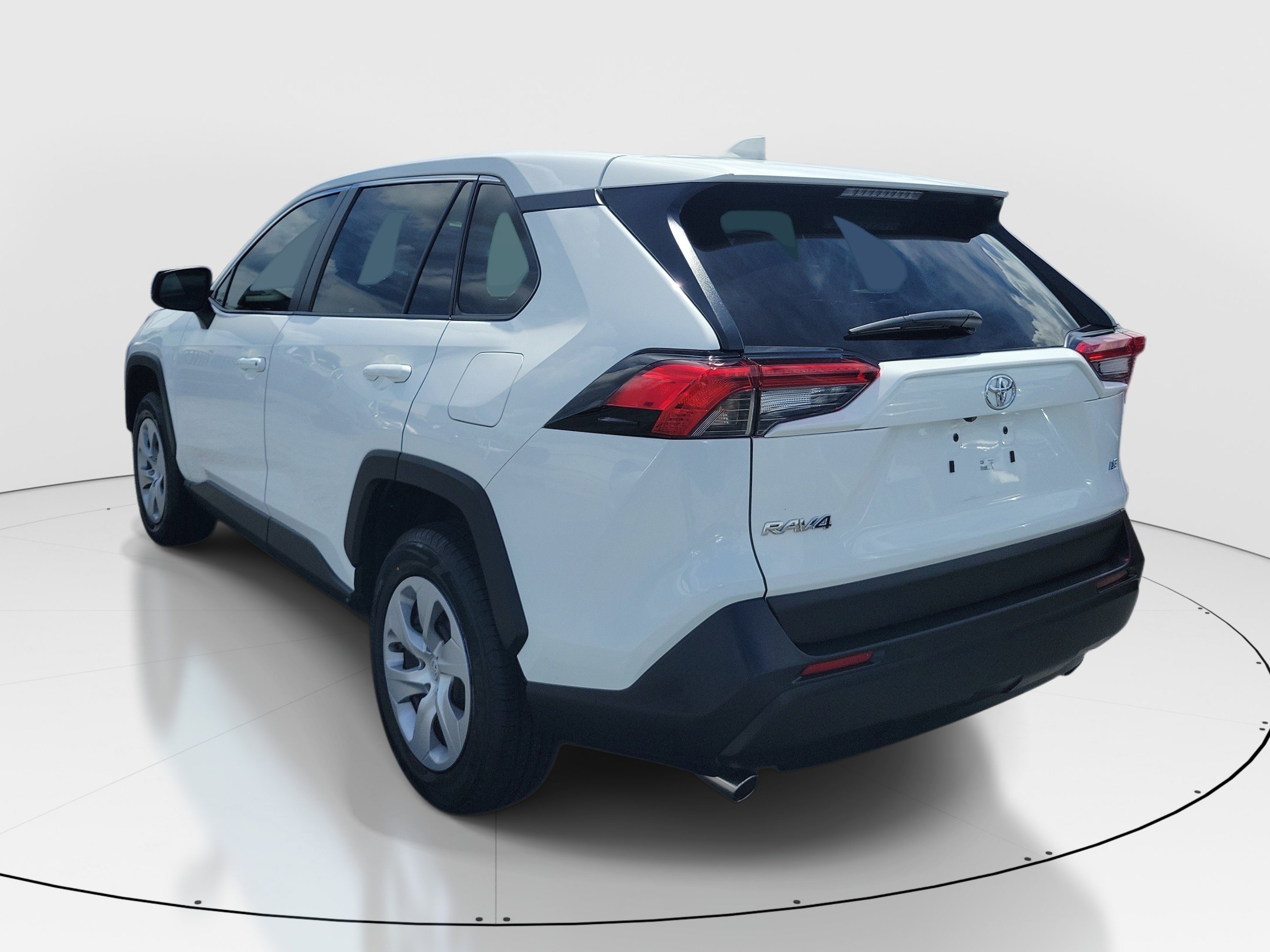 Certified Used 2024 Ice Toyota LE image 4