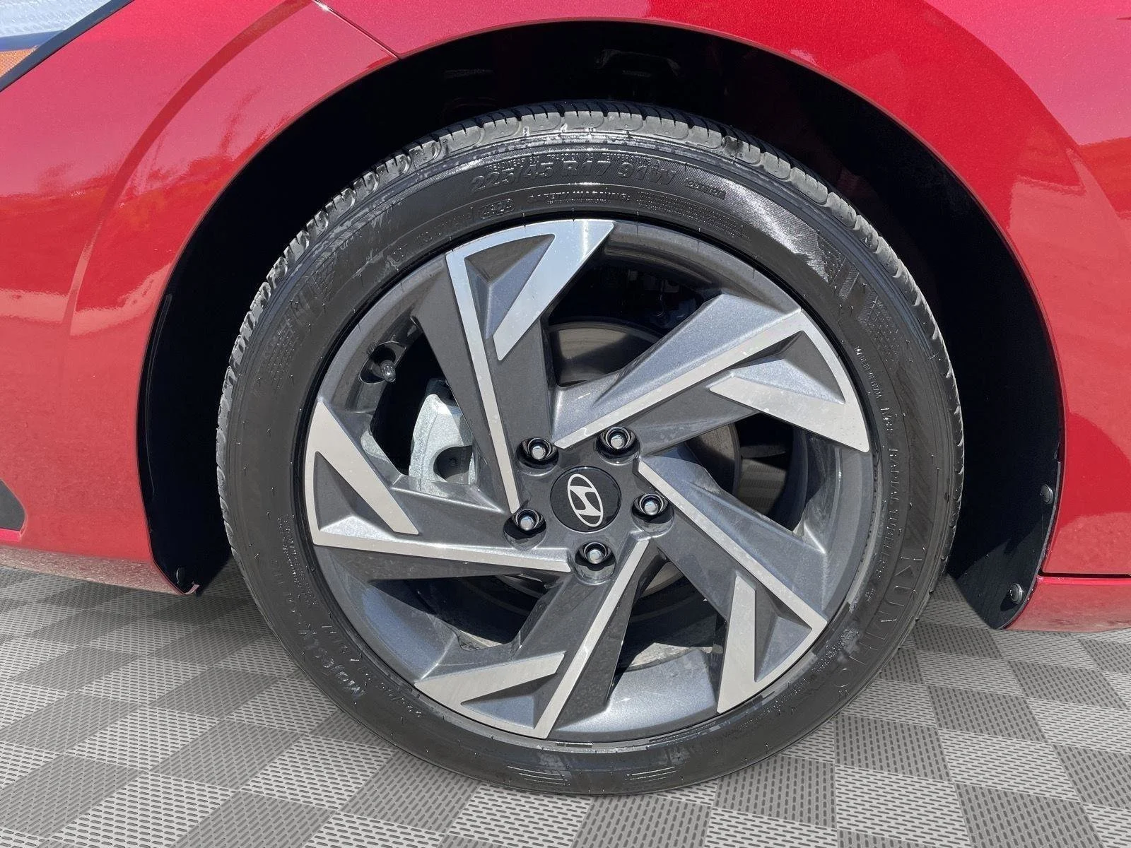 Used 2024 Ultimate Red Hyundai SEL image 20