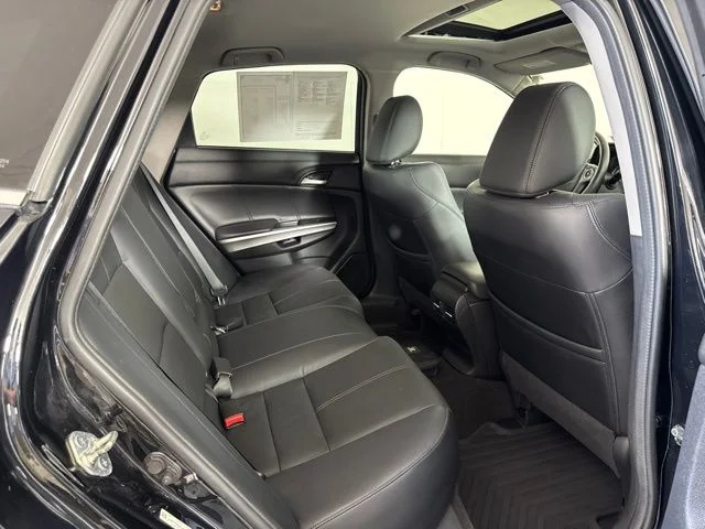 Used 2013 Black Honda EX-L image 5