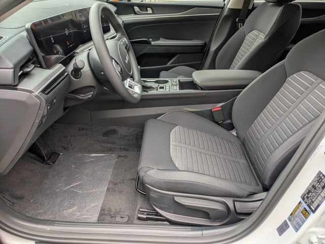 2026 Kia K5 LXS - Photo 12