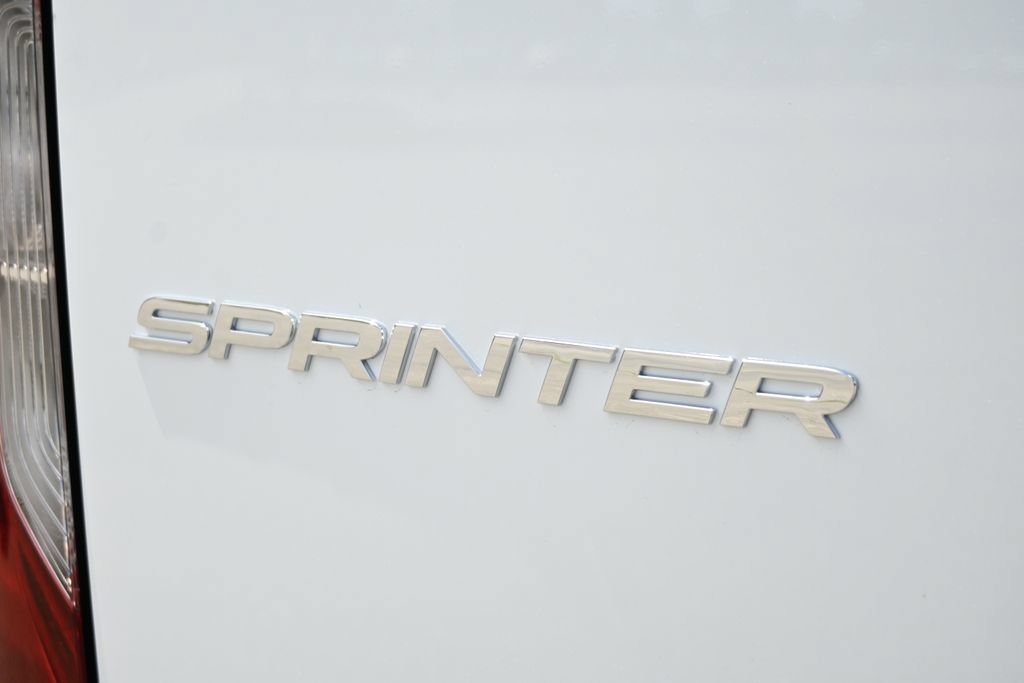 New 2026 Arctic White Mercedes-Benz Cargo 144 WB image 63
