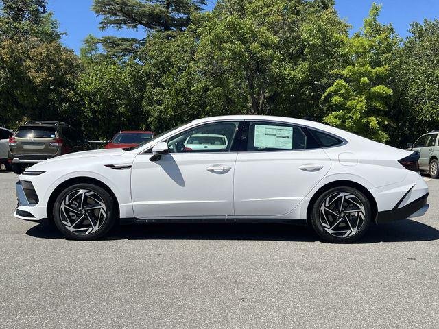New 2026 White Hyundai SEL Sport image 10