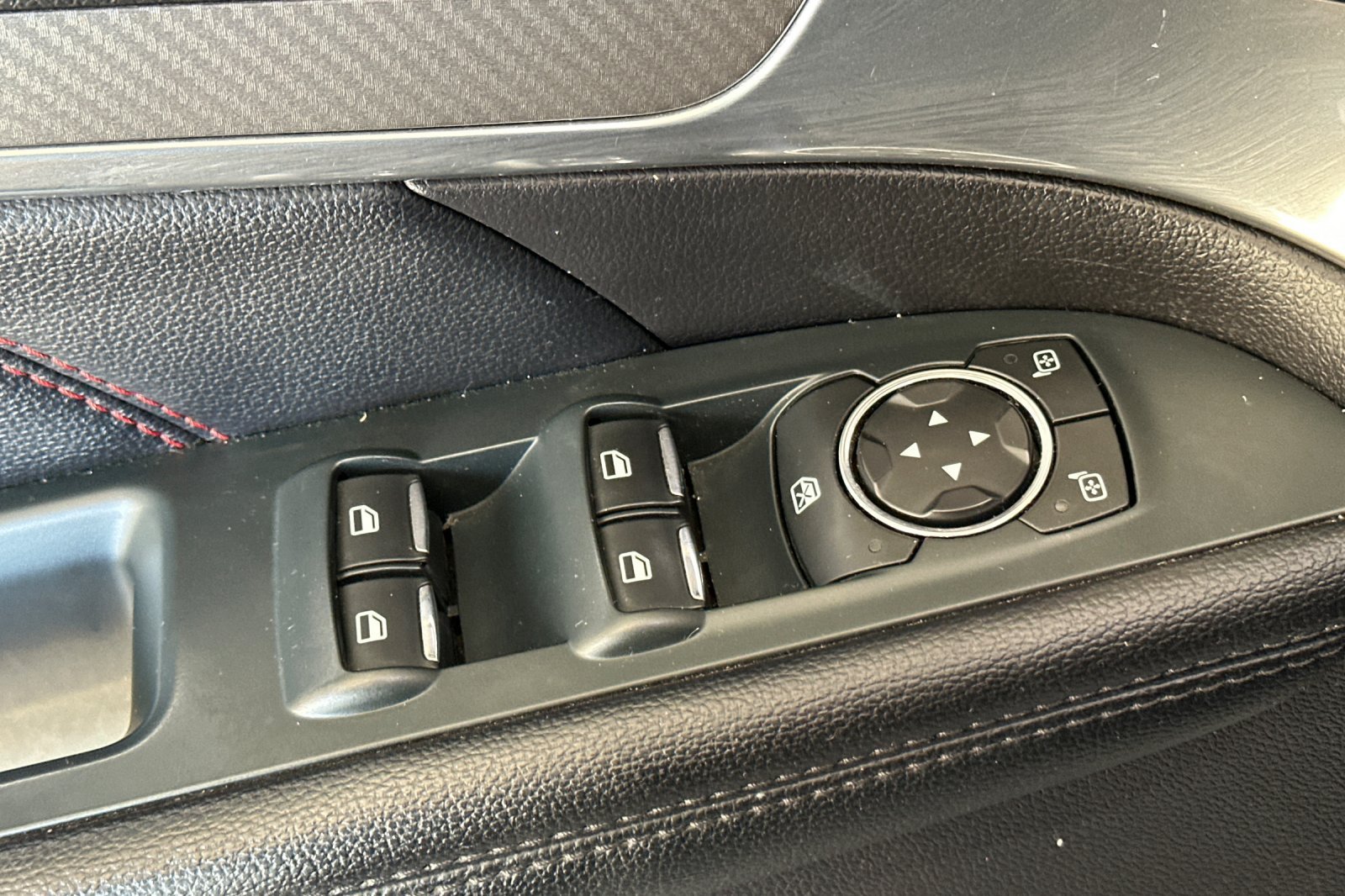 Used 2019 Silver Ford Sport image 11