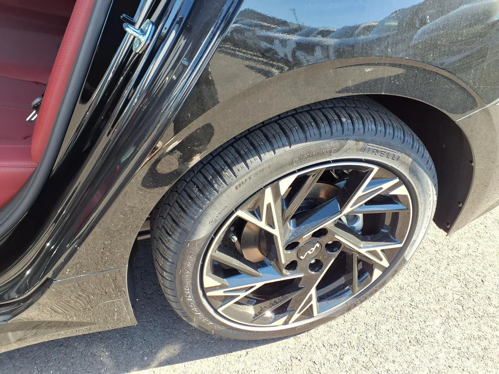 New 2026 Aurora Black Pearl Kia GT-Line AWD image 17