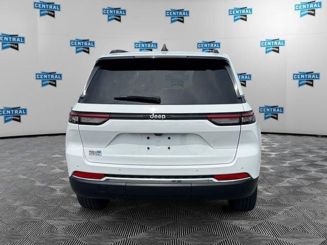 Used 2023 White Jeep 4xe image 5