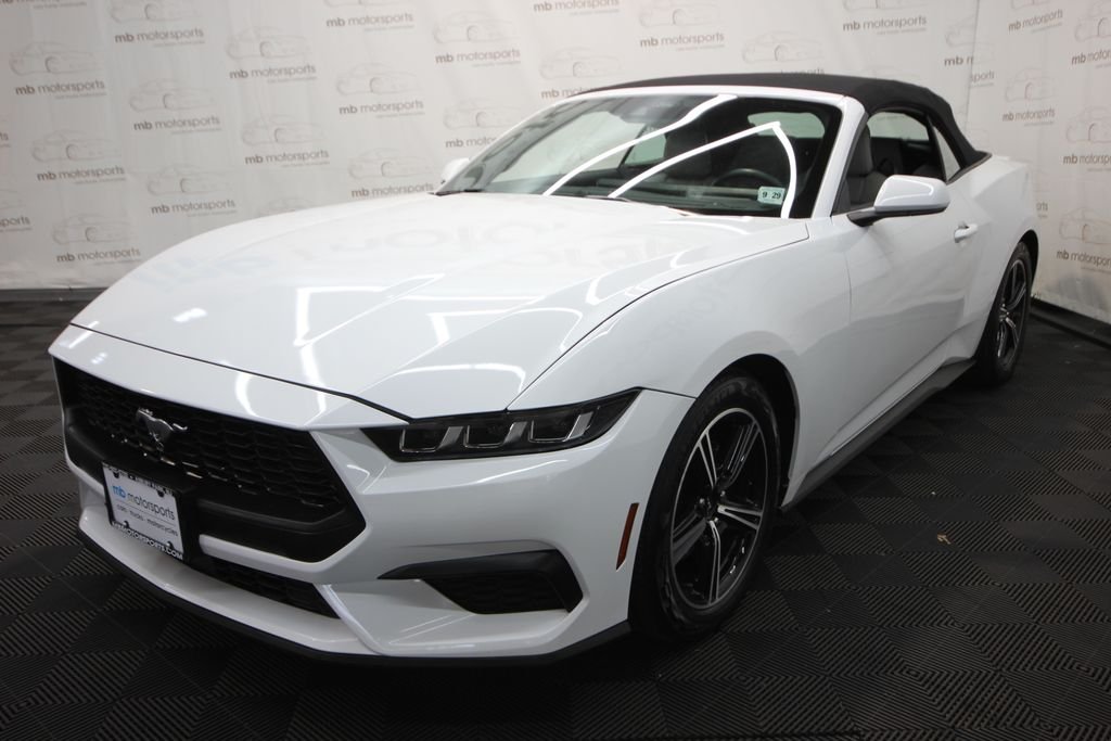 Used 2024 White Ford EcoBoost Premium image 1