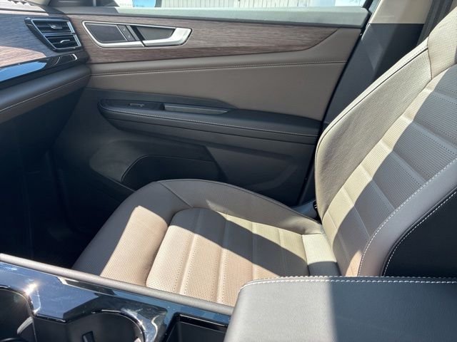 New 2026 Deep Black Volkswagen 2.0T SEL image 21