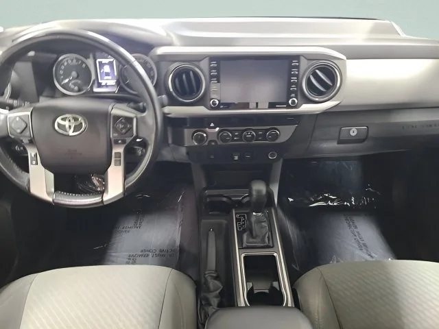Used 2021 Midnight Black Metallic Toyota SR5 image 23