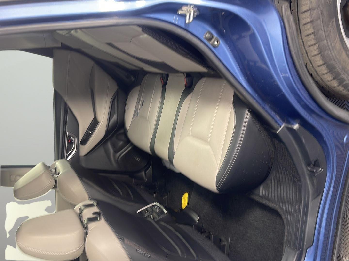 Used 2019 Horizon Blue Pearl Subaru Limited image 11