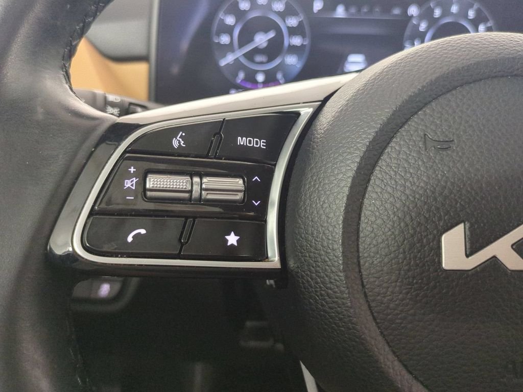 Used 2024 White Kia EX image 32