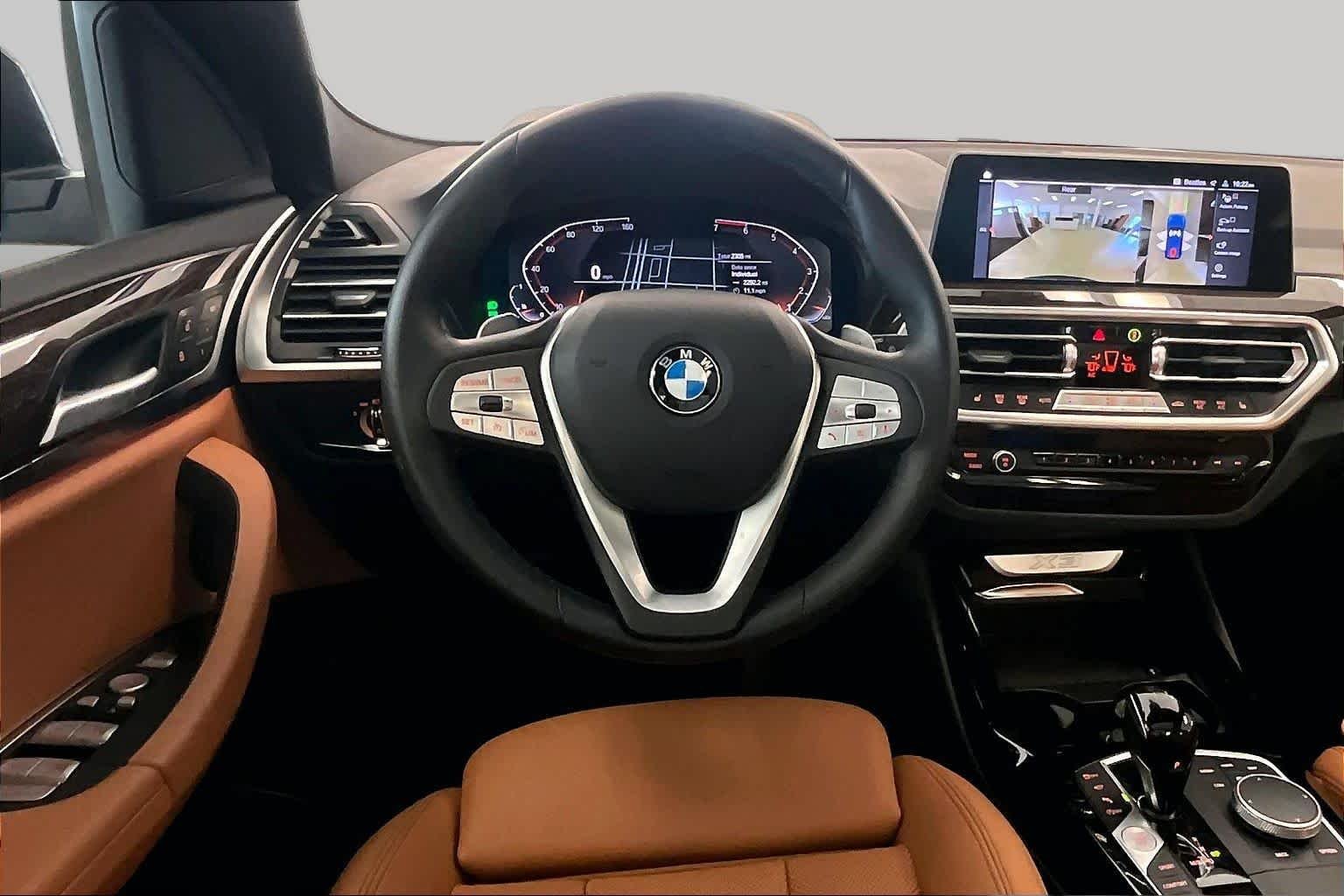 Used 2024 Phytonic Blue Metallic BMW sDrive30i image 5