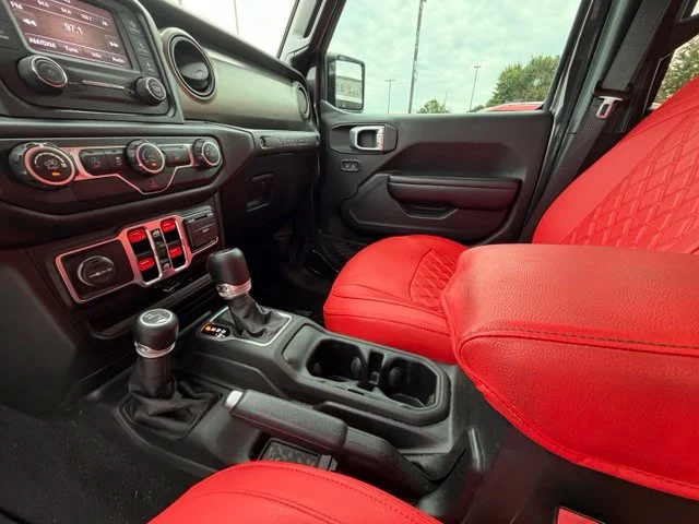 Used 2020 Gray Jeep Unlimited Sport S image 13