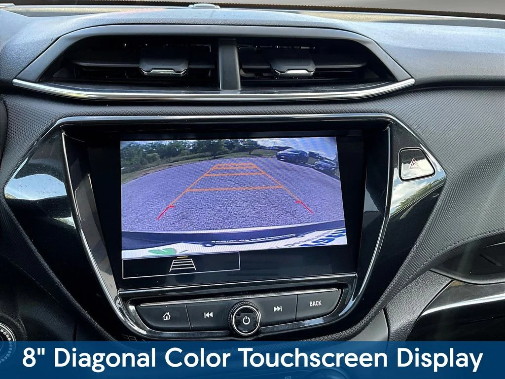 Used 2023 White Chevrolet LT image 17