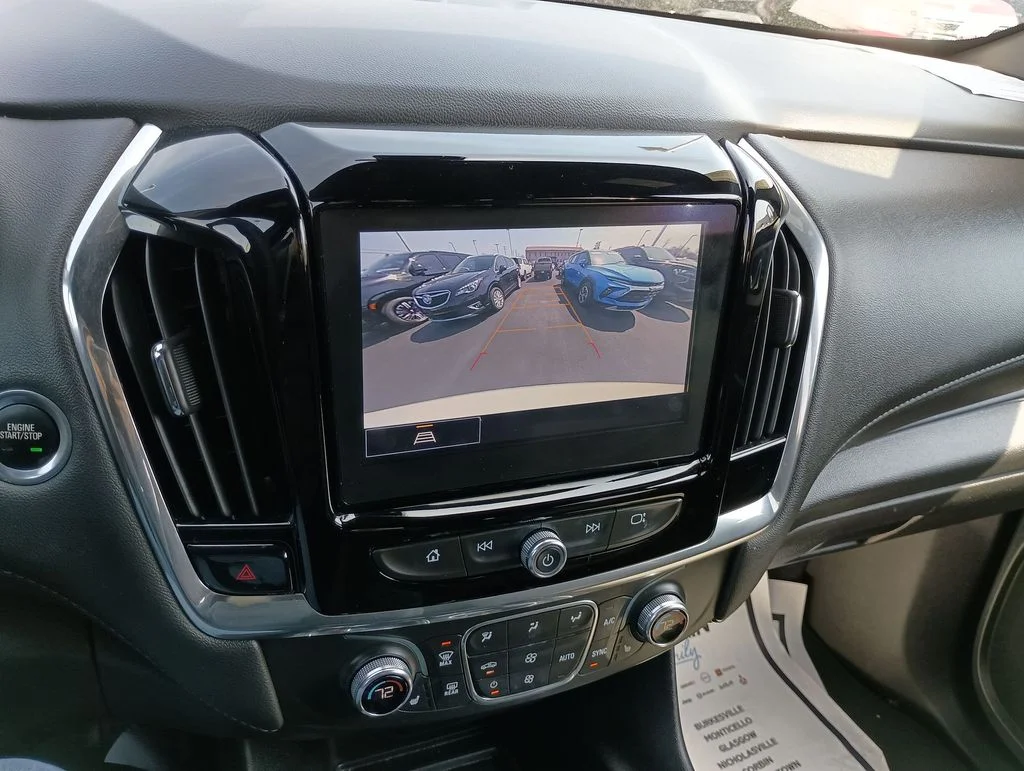 Used 2023 White Chevrolet LT image 25