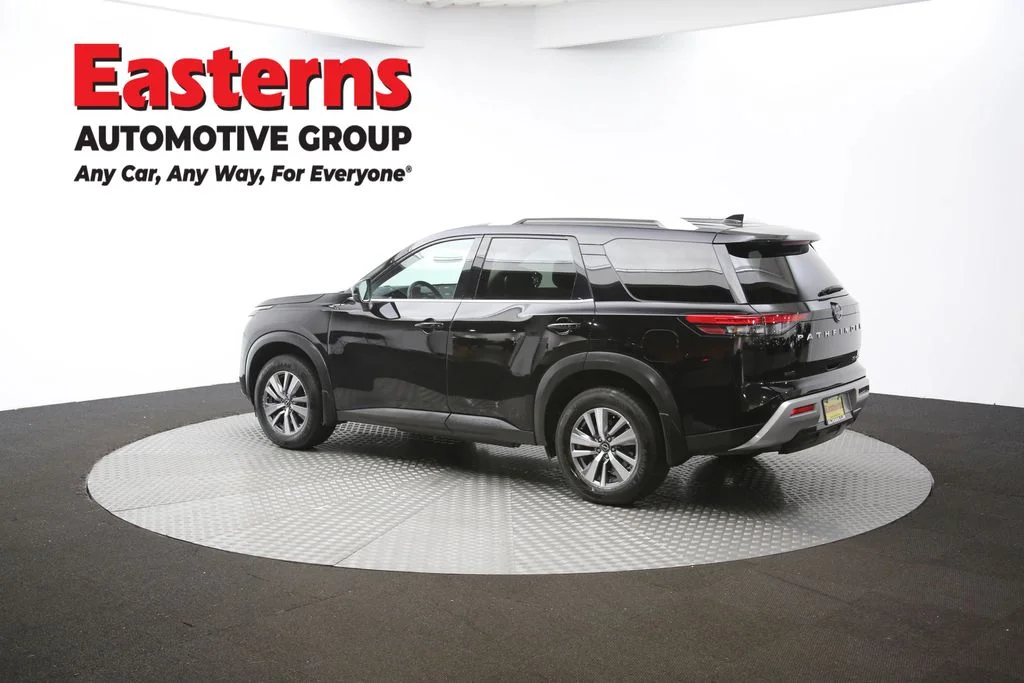 Used 2022 Black Nissan SL image 65