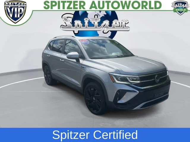 Certified Used 2023 Silver Volkswagen 1.5T SEL image 2