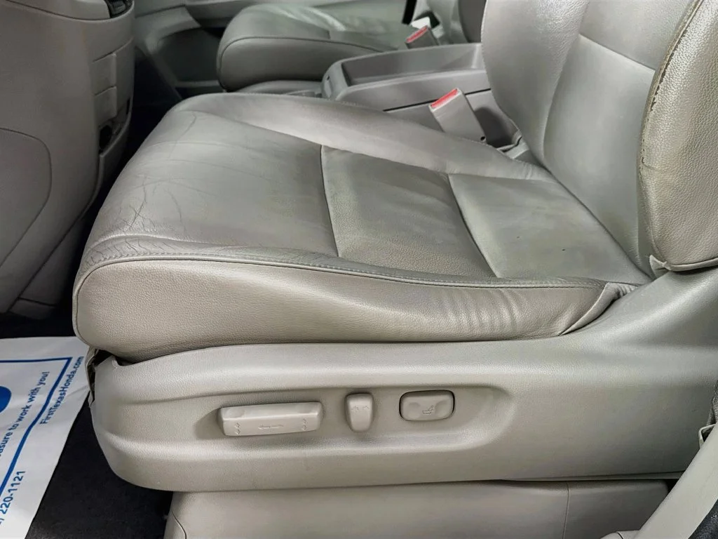 Used 2011 Gray Honda Touring image 23