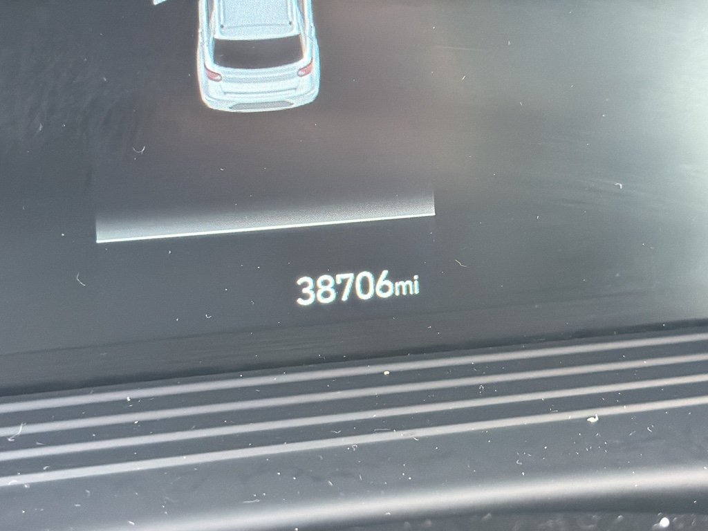 Used 2025 Blue Hyundai Limited image 3