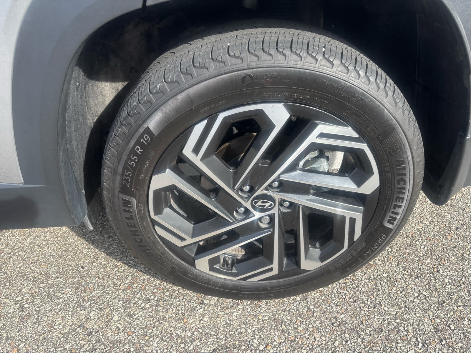 Certified Used 2025 Shimmering Silver Hyundai Limited image 12