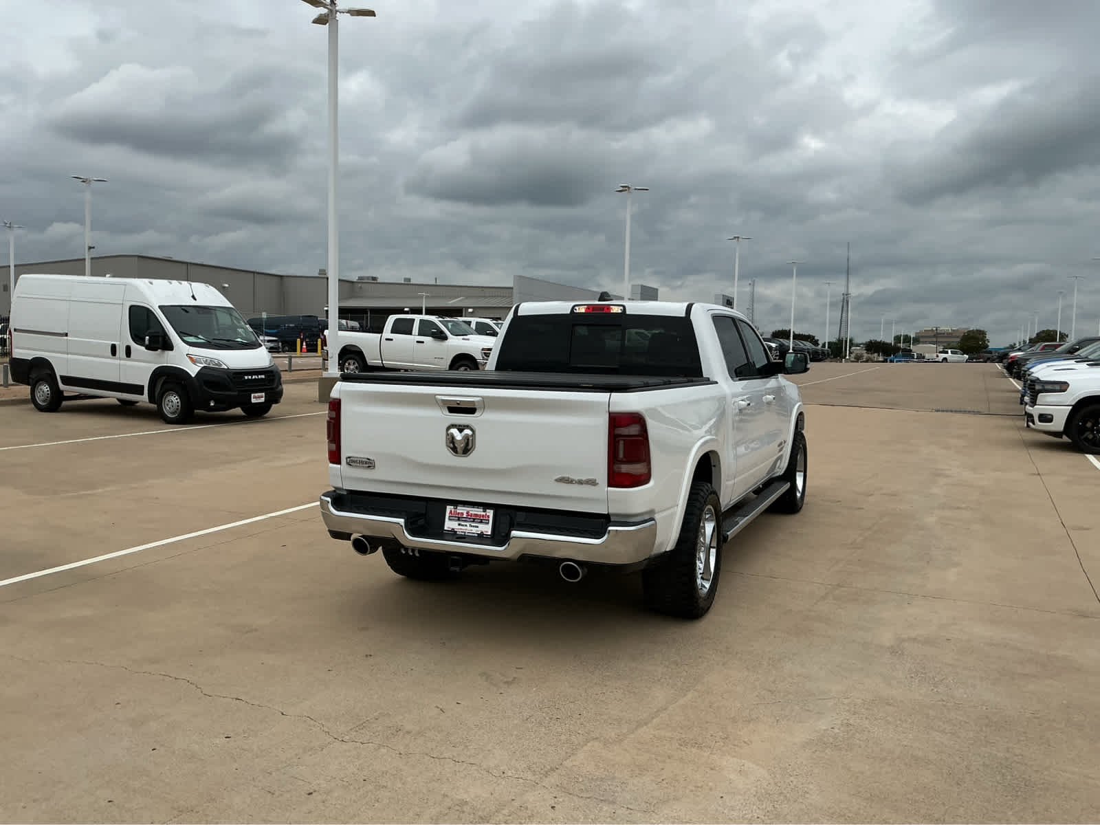 Used 2022 Bright White Clearcoat Ram Longhorn image 7