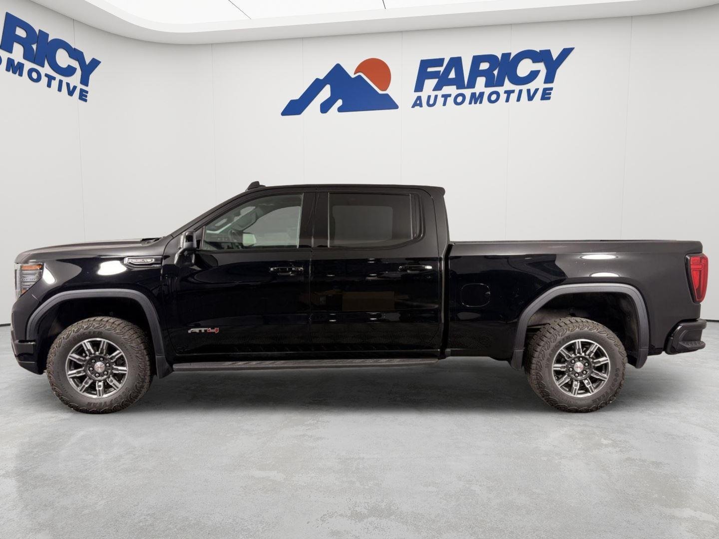 Used 2024 Onyx Black GMC AT4 image 2