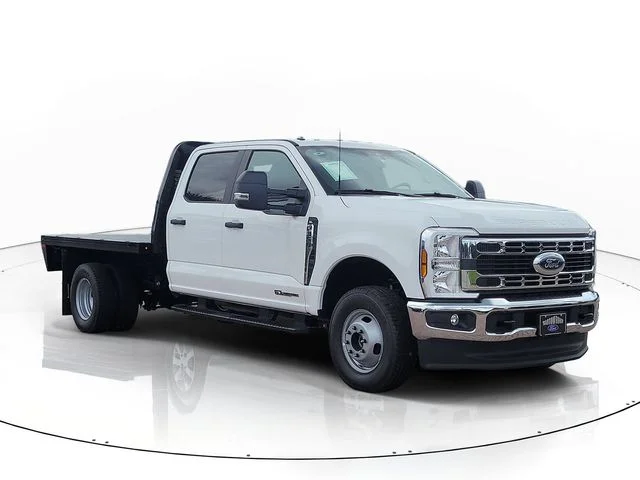 New 2026 Oxford White Ford XL image 3