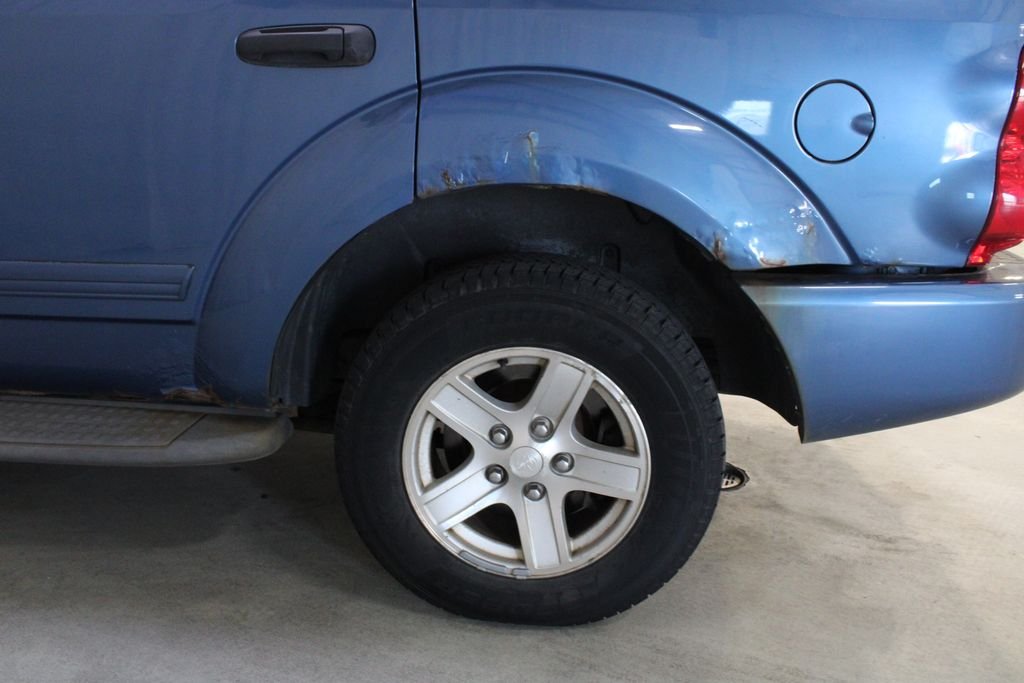 Used 2004 Blue Dodge SLT image 28