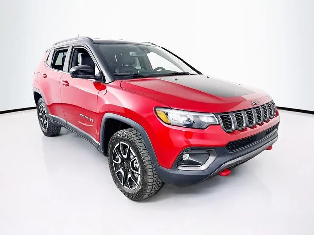New 2026 Red Hot Pearl-Coat Exterior Paint Jeep Trailhawk image 1
