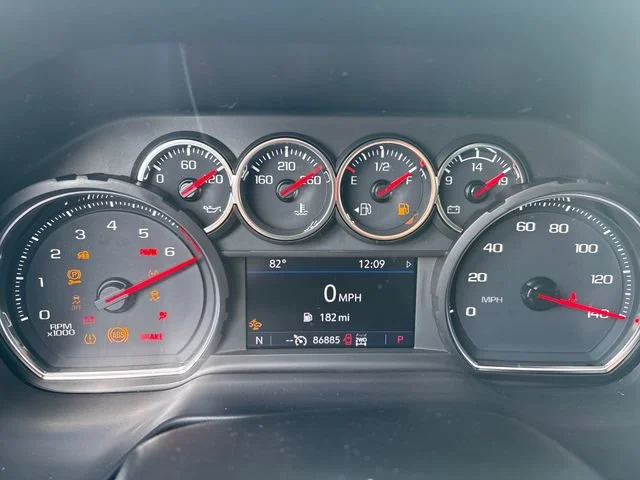 Used 2021 SHADOW GRAY METALLIC Chevrolet LT image 19