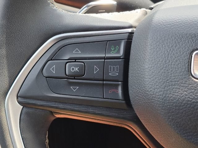 Used 2024 Baltic Gray Metallic Clearcoat Jeep Altitude X image 18