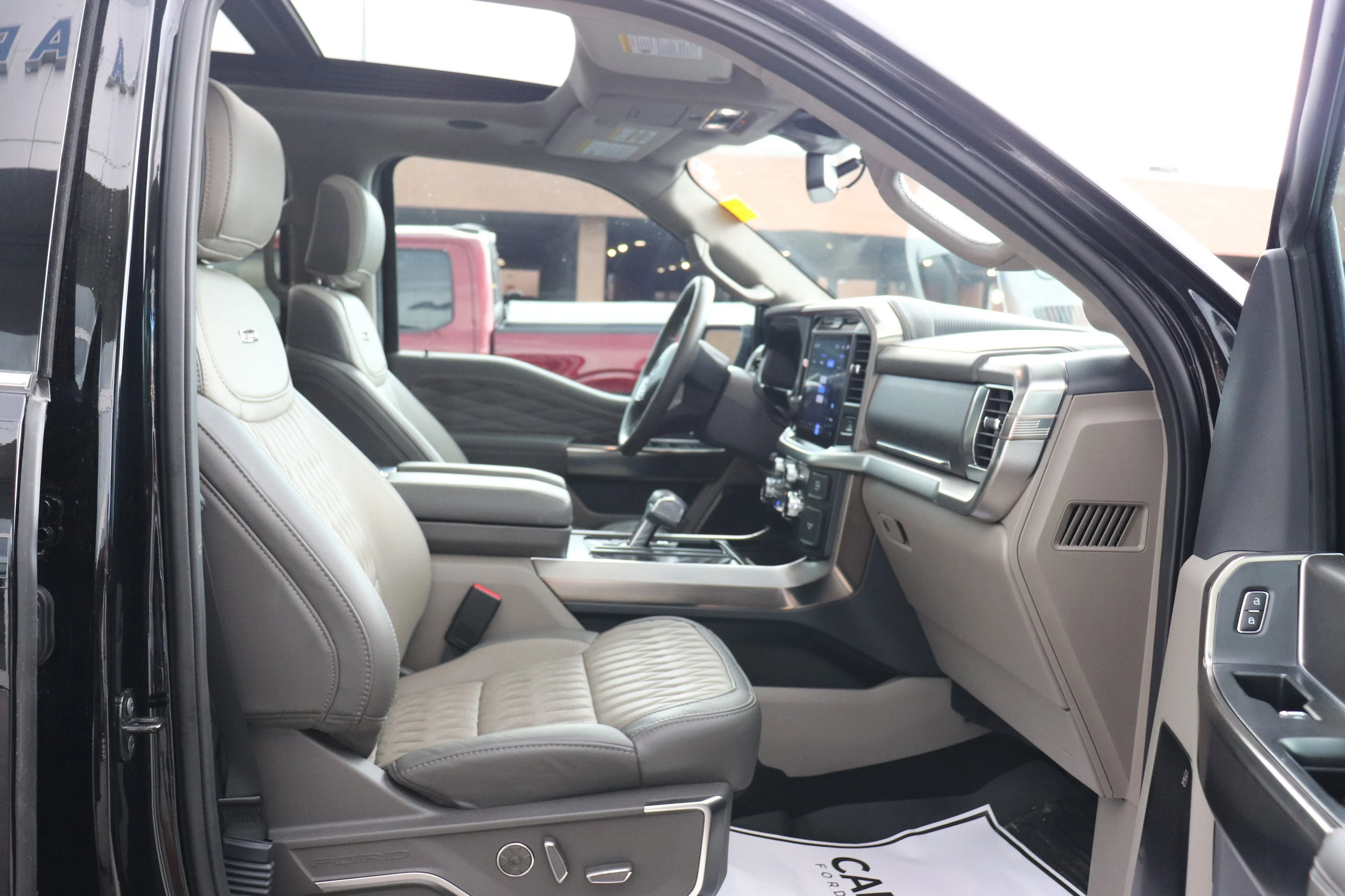 Used 2025 Black Ford Platinum image 6