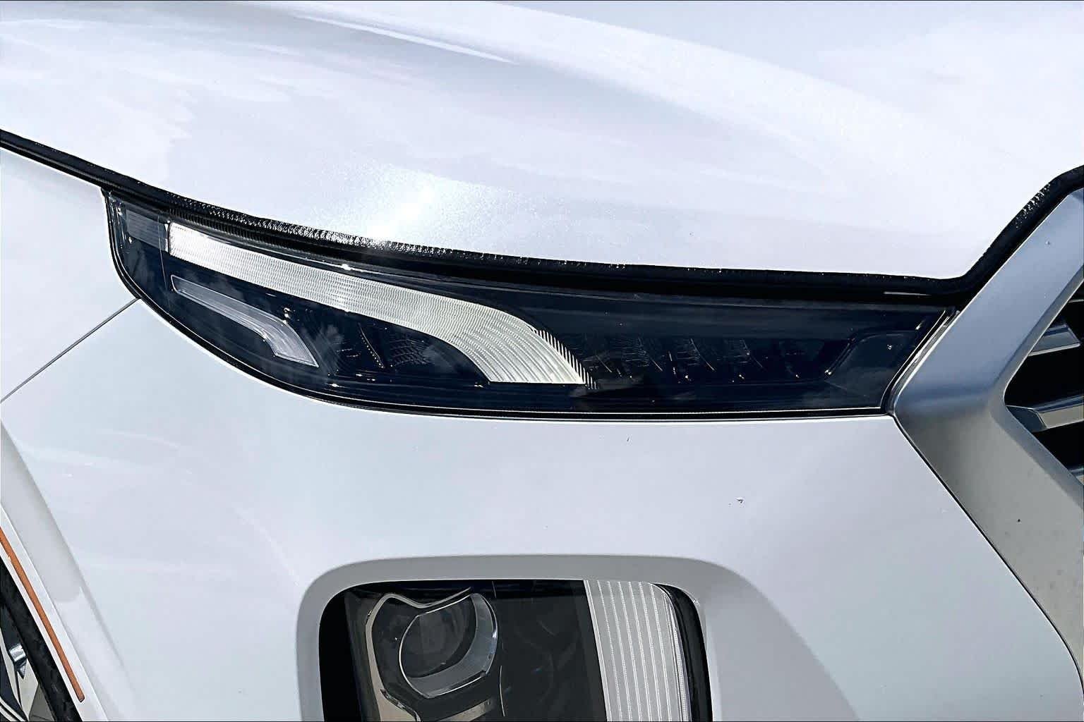 Used 2021 Hyper White Hyundai Limited image 26