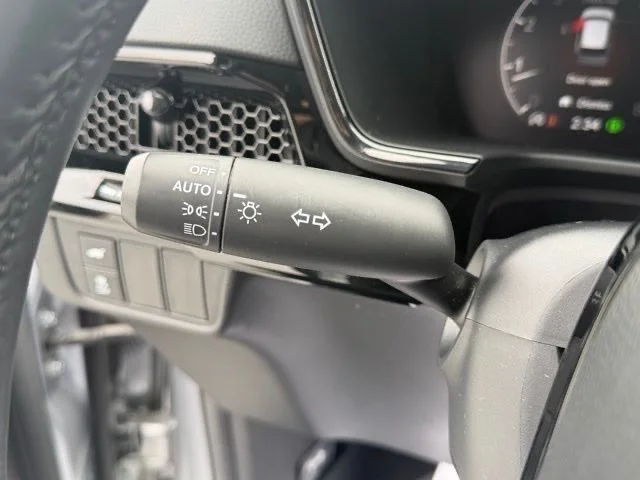 Used 2024 Gray Honda EX-L image 23