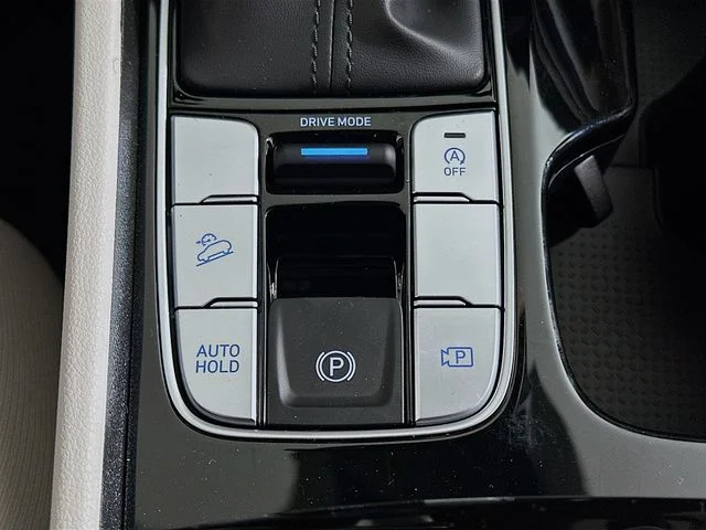 New 2026 Hyundai TUCSON SEL