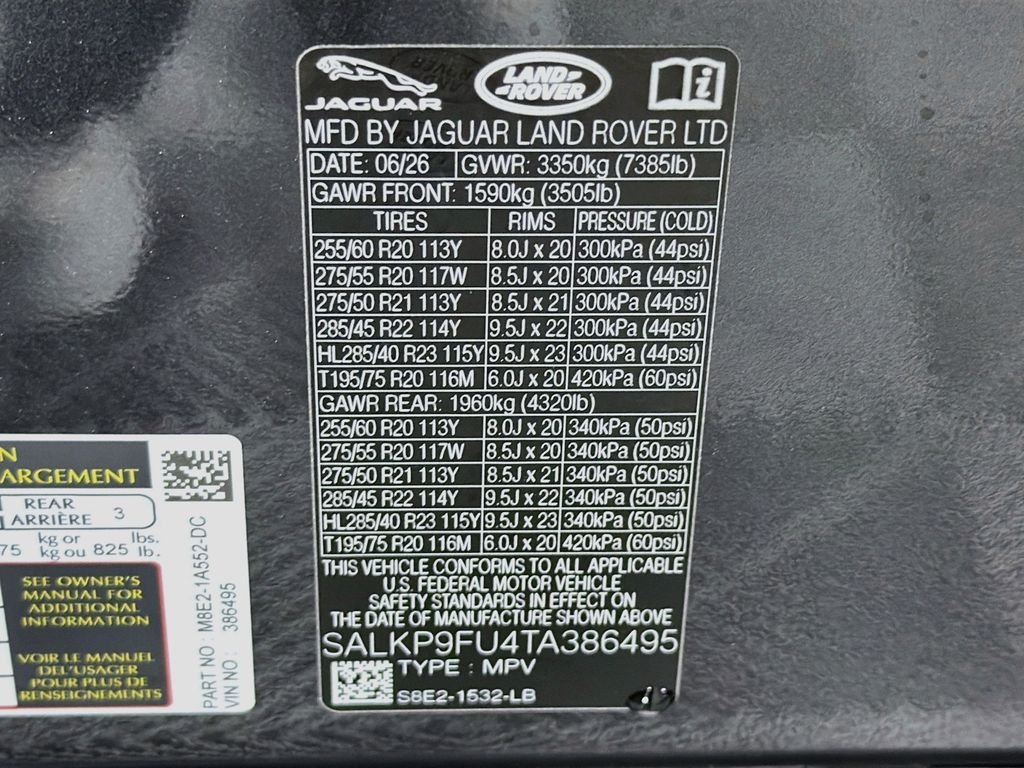 New 2026 Carpathian Grey Land Rover SE image 34